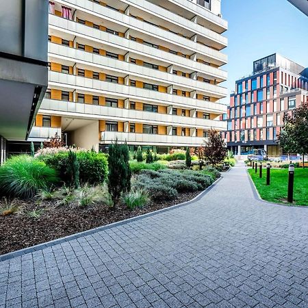 Rent Like Home - Gwiazdzista 10 Wrocław Kültér fotó