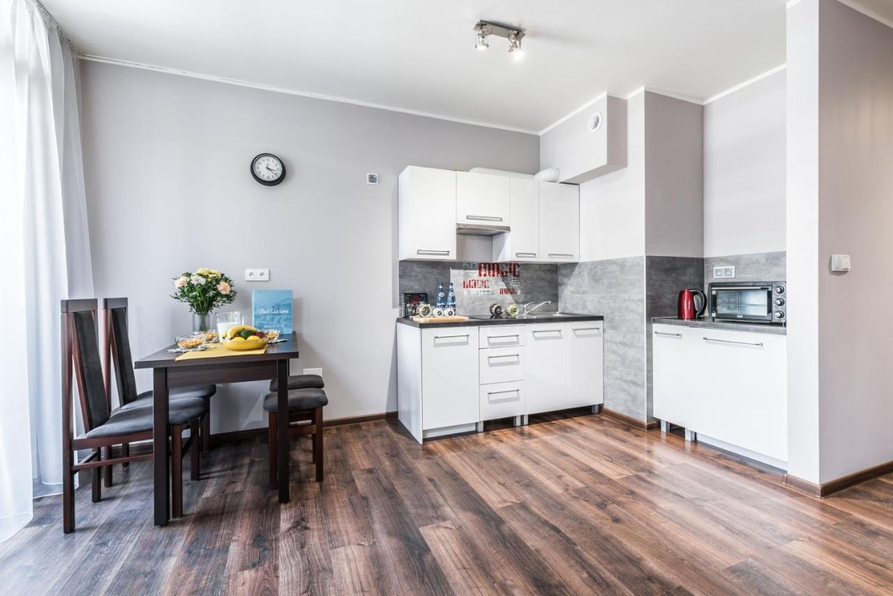 Rent Like Home - Gwiazdzista 10 Wrocław Kültér fotó