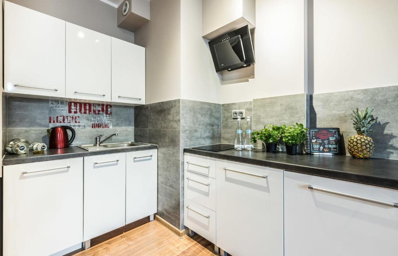 Rent Like Home - Gwiazdzista 10 Wrocław Kültér fotó