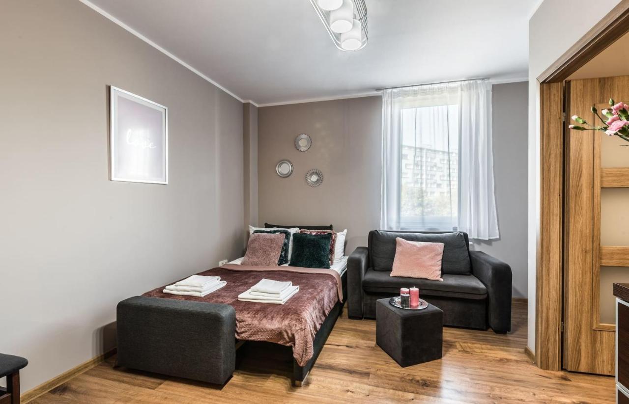 Rent Like Home - Gwiazdzista 10 Wrocław Kültér fotó