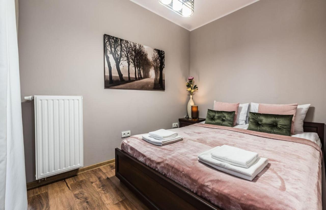 Rent Like Home - Gwiazdzista 10 Wrocław Kültér fotó